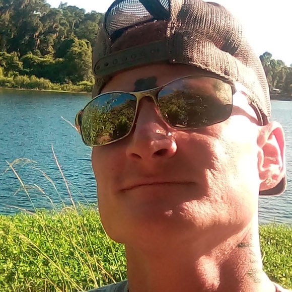 Meet your Posher, Joshua - Picture 1 of 1